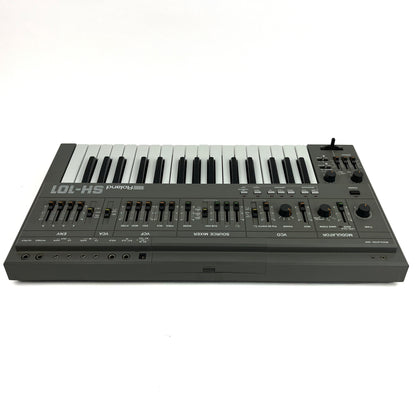 Roland SH-101, Excellent